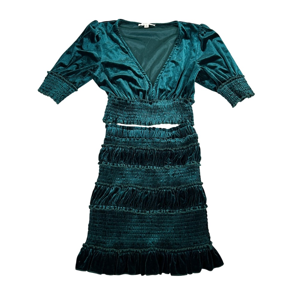 MABLE Emerald Green Velvet 2 Piece Set Smocked‎ Crop Top Tiered Skirt Small